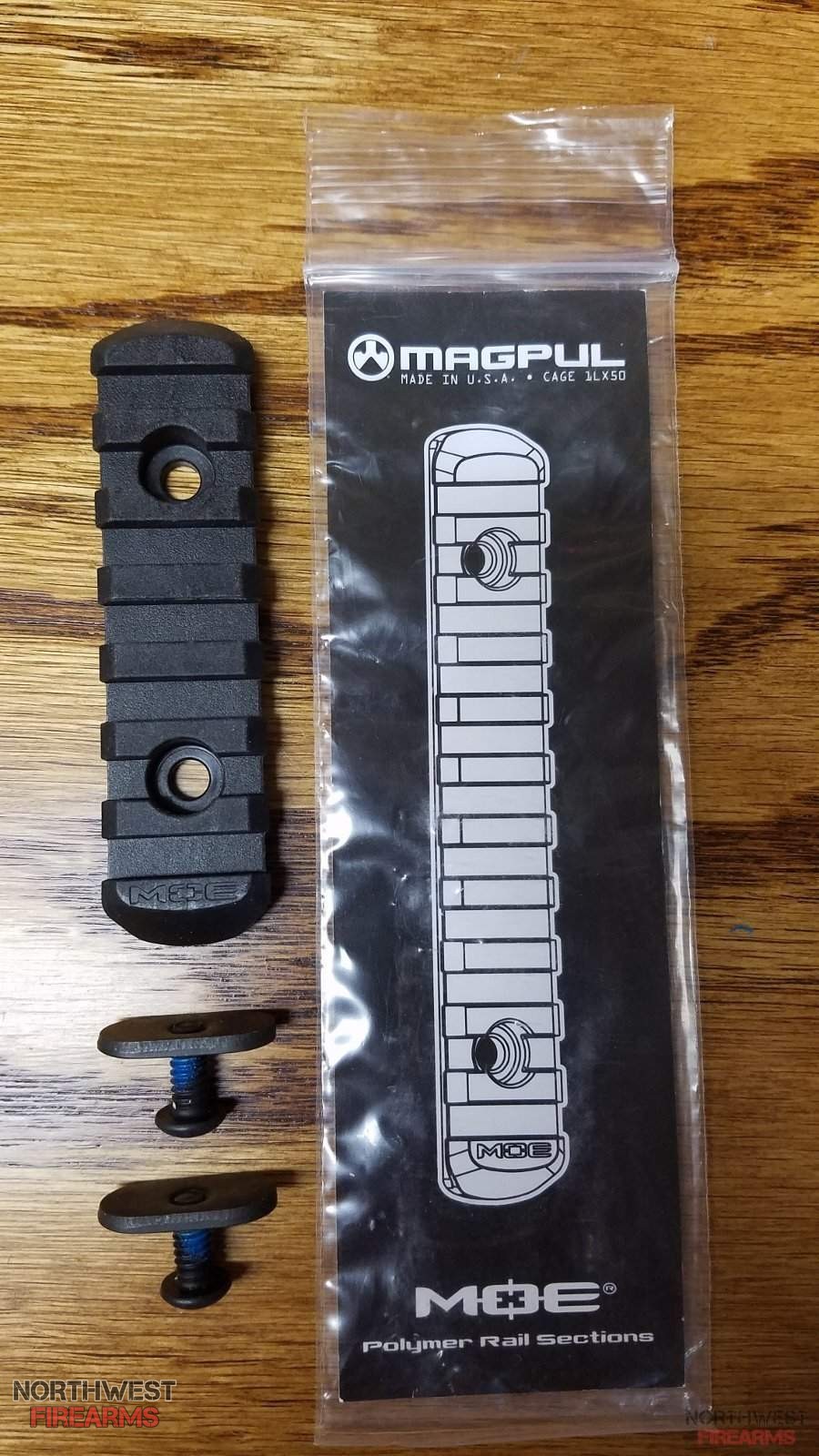 Magpul MOE 7-Slot Polymer  Rail Section