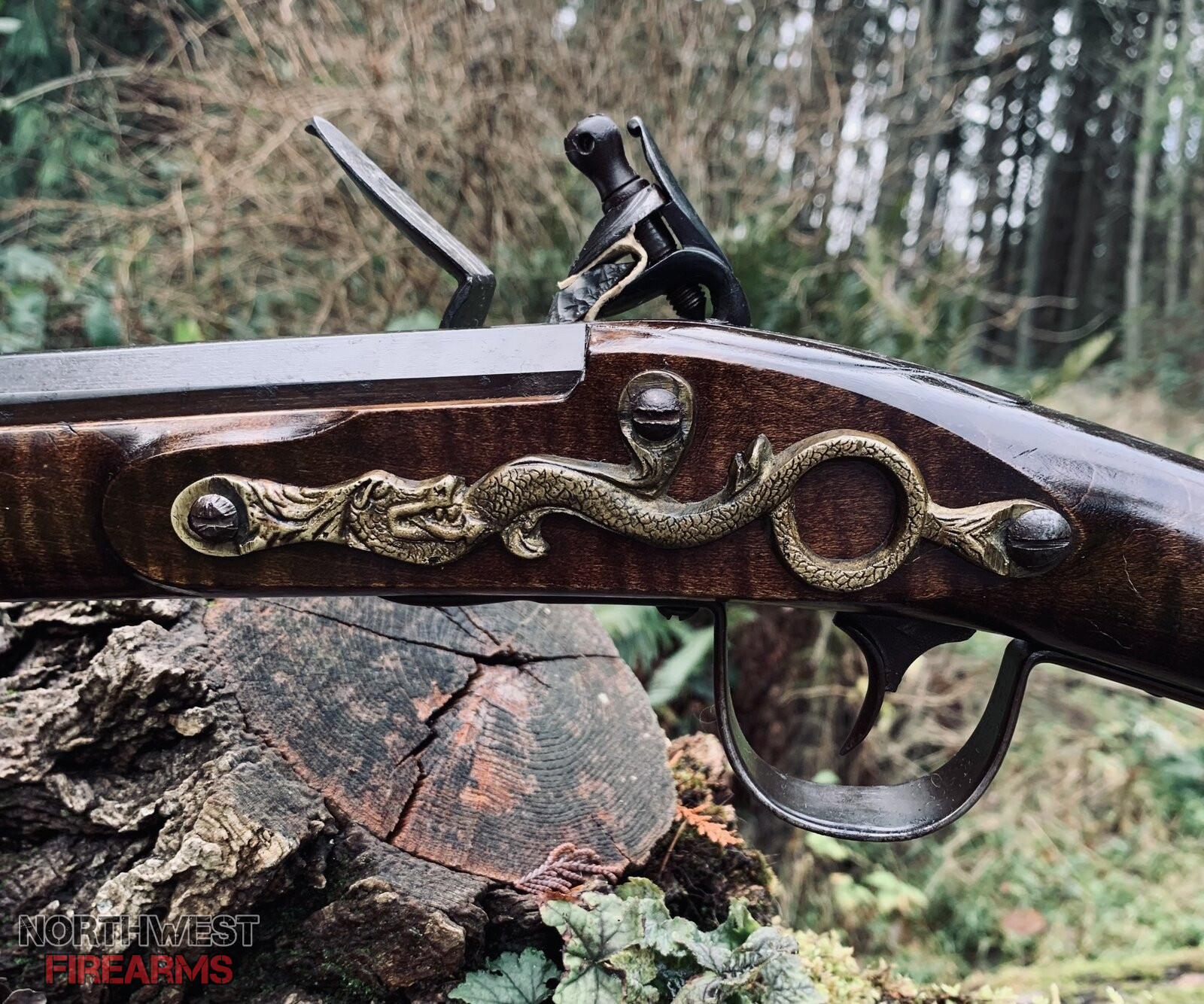 Serpent Sideplate.